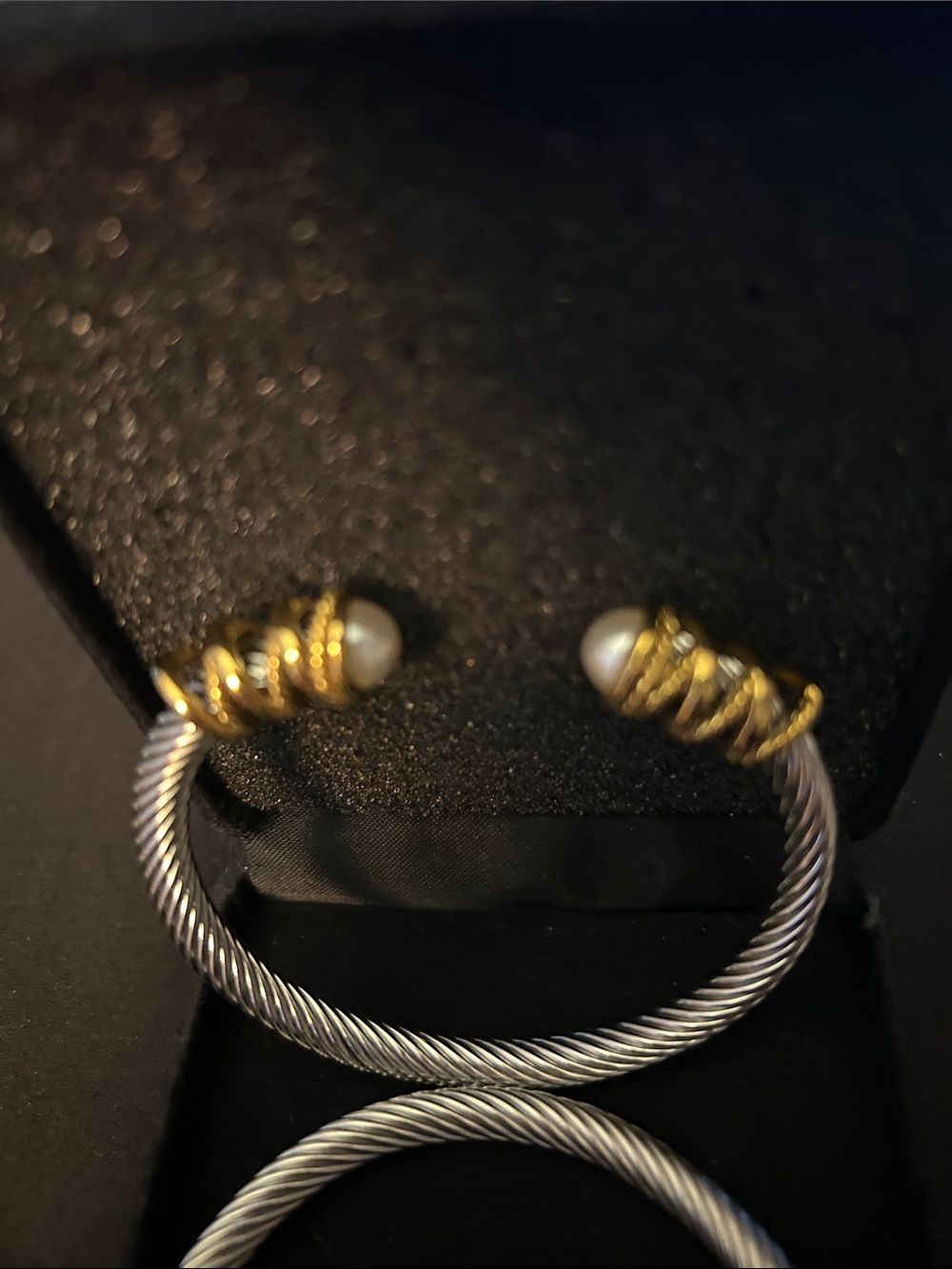 2 elegant Silver-Tone Cable Cuff Bracelets with Blue Stones,Pearls - Picture 6 of 8